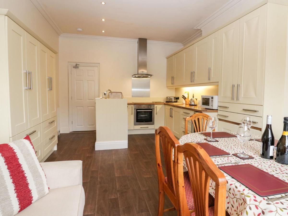 Villa Flat 1 Kentholme Grange-over-Sands Exterior foto